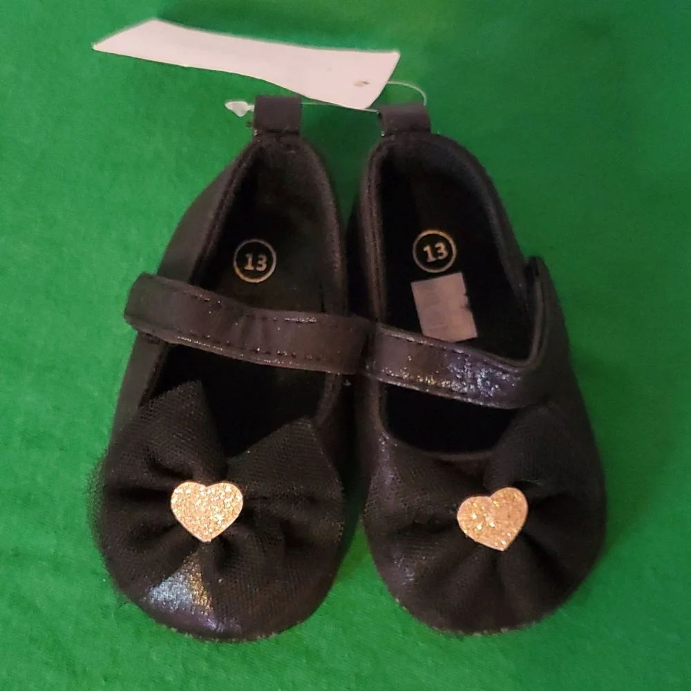 Girls Black / Gold Dress Shoes